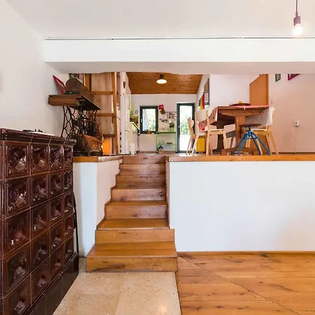 In 41671 Vikendica Crikvenica